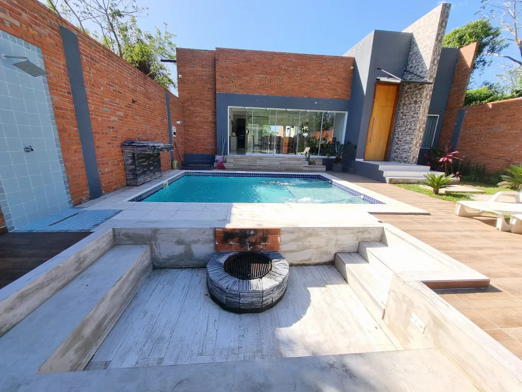 ALQUILO CASA EN SANBER ESTILO MINIMALISTA CON PISCINA Y FOGON — foto 3