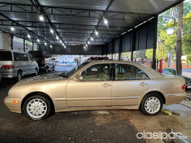 Mercedes-Benz E 320 2001 — foto 5