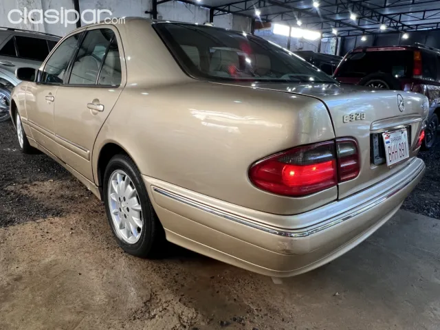 Mercedes-Benz E 320 2001 — foto 7