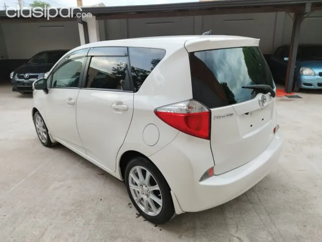 Toyota New Ractis 2012 — foto 5