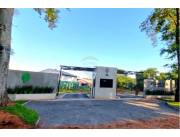 VENDO TERRENO EN BARRIO CERRADO VILLA ELISA ENTREGA Y CUOTA DE 1.900.000GS