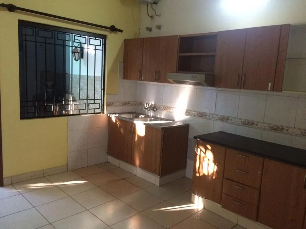 Hermosa Casa en Barrio Jara — foto 2