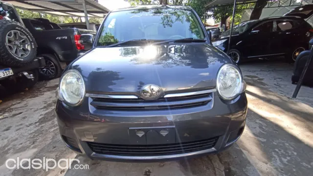 Toyota Sienta 2010 — foto 3
