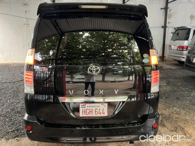 Toyota Voxy 2007 — foto 5