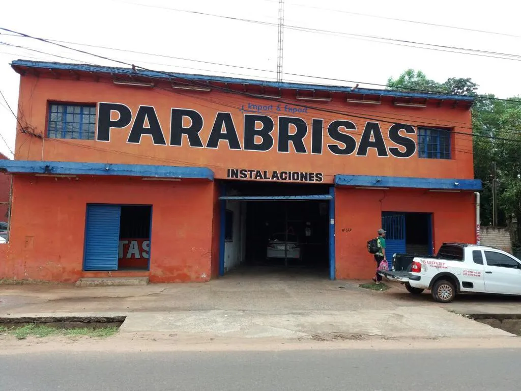 Propiedad para inversión en 4 Mojones con frente sobre Defensores del Chaco y Sgto. Penayo — foto 2