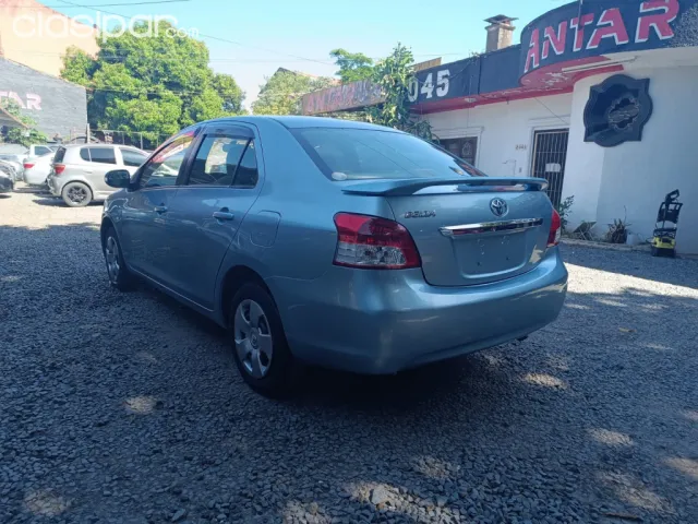 Toyota Belta 2010 — foto 4