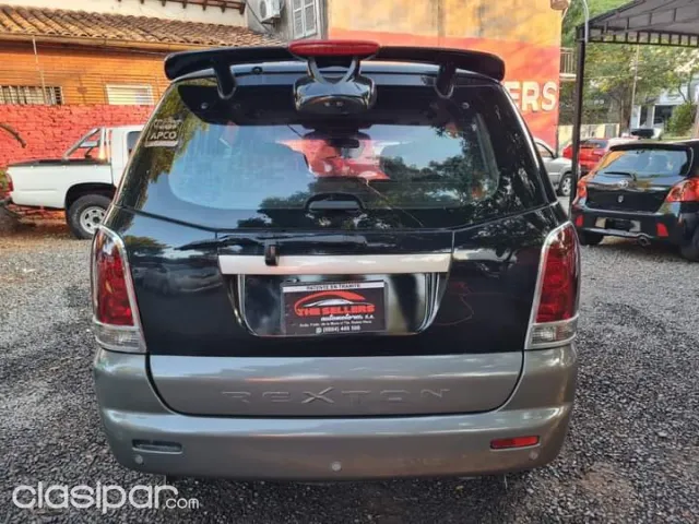 Ssangyong Rexton 2004 — foto 7