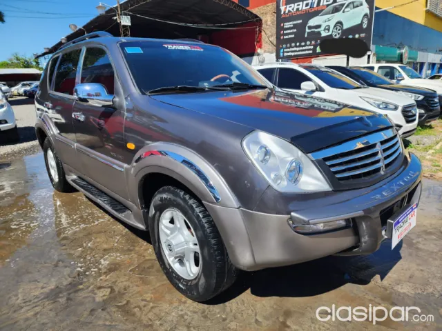 Ssangyong Rexton Año 2004 — foto 3
