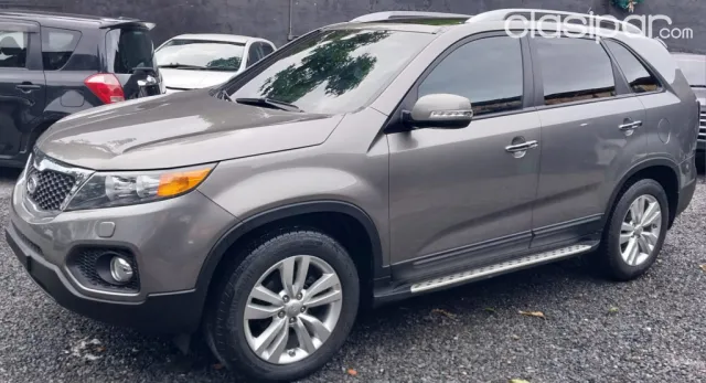 Kia Sorento 2011 - foto 2