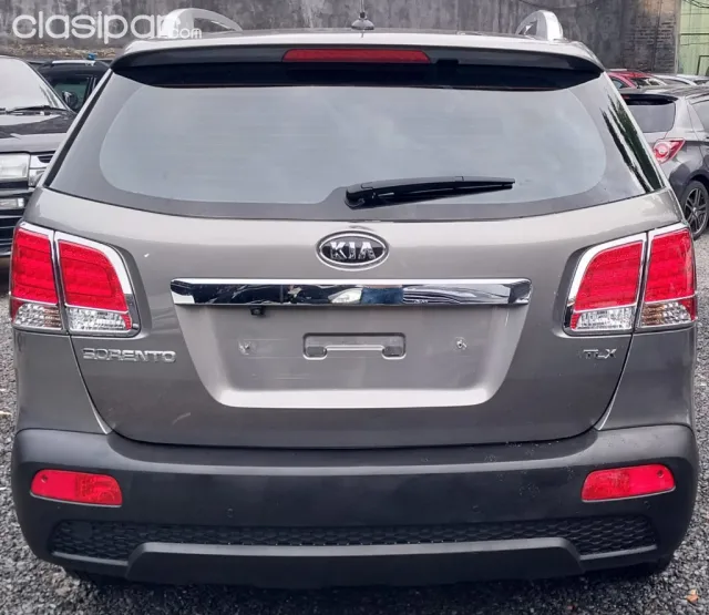 Kia Sorento 2011 — foto 7