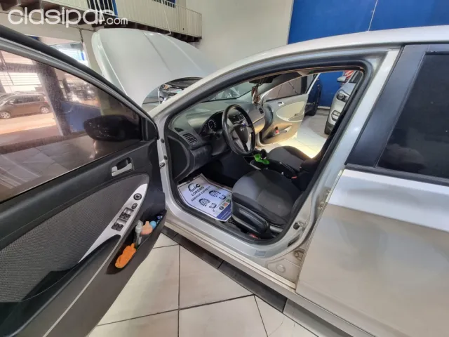 Hyundai Accent 2013 — foto 4