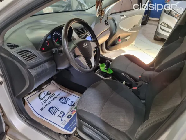 Hyundai Accent 2013 - foto 8