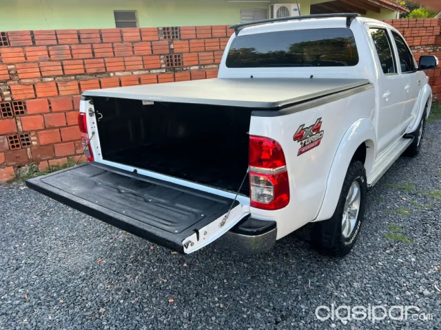Toyota Hilux 2015 — foto 7