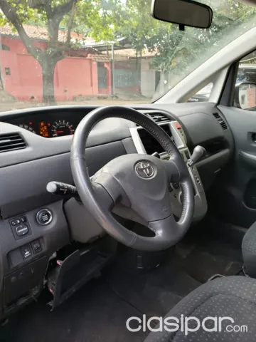 Toyota Ractis 2010 — foto 7