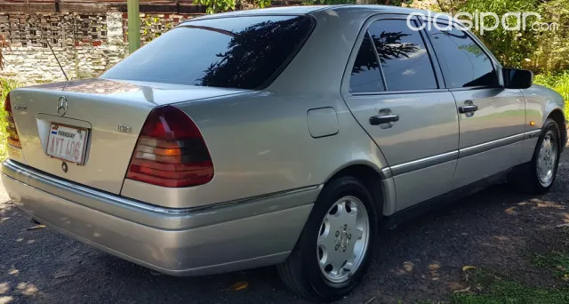 Mercedes-Benz C250 1997 — foto 4