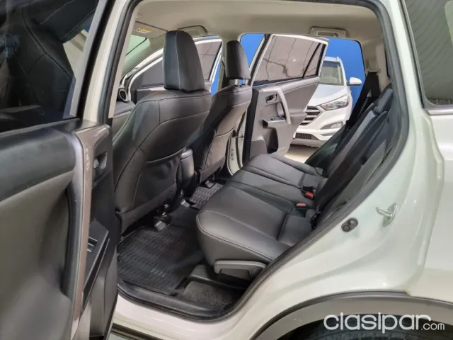 Toyota Rav4 2018 — foto 7