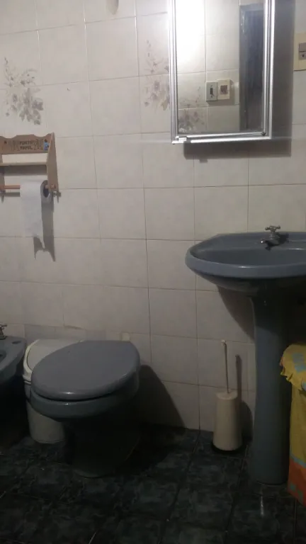 Vendo Casa de 2 pisos — foto 3