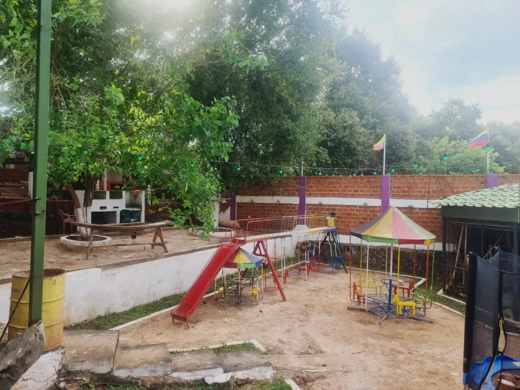 Atención. Inversionista Vendo hermoso local!! — foto 2
