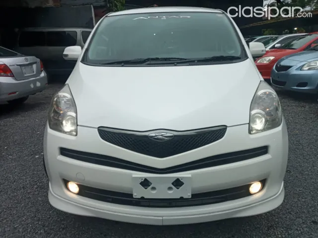 Toyota Ractis 2008 - foto 2