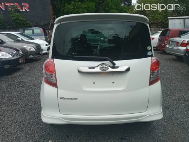 Toyota Ractis 2008 - foto 6