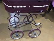 Vendo carrito antiguo para bebé