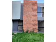 VENDO DUPLEX EN LUQUE ZONA JARDIN DE ORO COD 1810