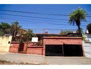 AMPLIA CASA EN VENTA SOBRE YEGROS - B. OBRERO