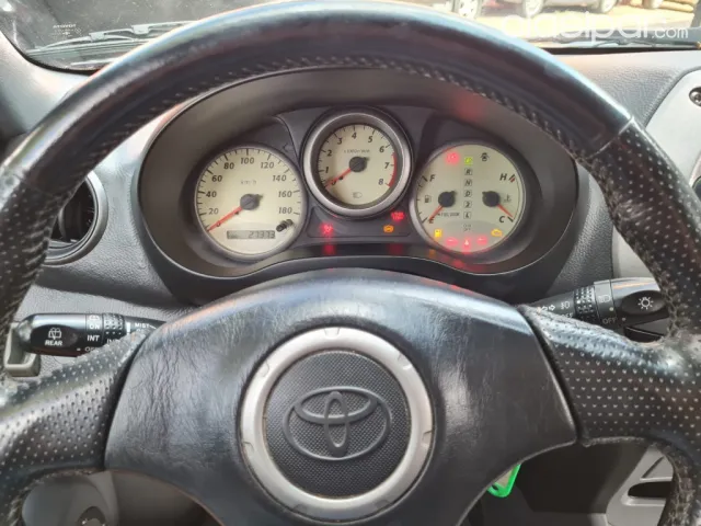Toyota Rav4 2002 — foto 4