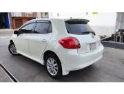 TOYOTA AURIS AÑO 2009 COLOR BLANCO PERLA