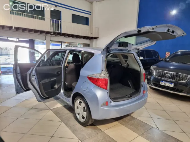 Toyota New Ractis 2011 — foto 5