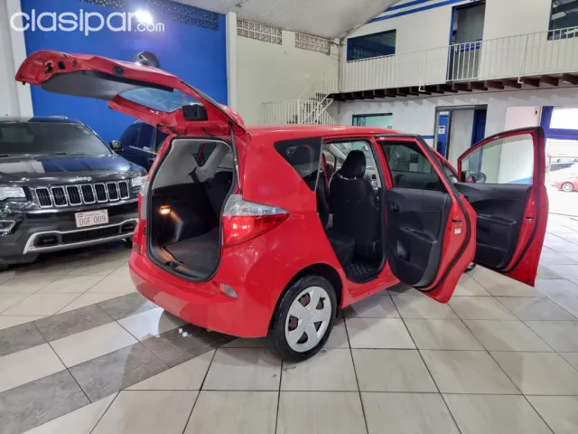 Toyota New Ractis 2010 — foto 5