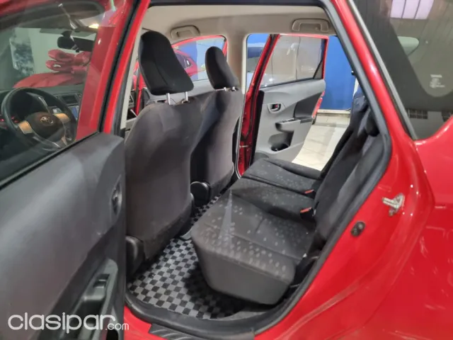 Toyota New Ractis 2010 — foto 6
