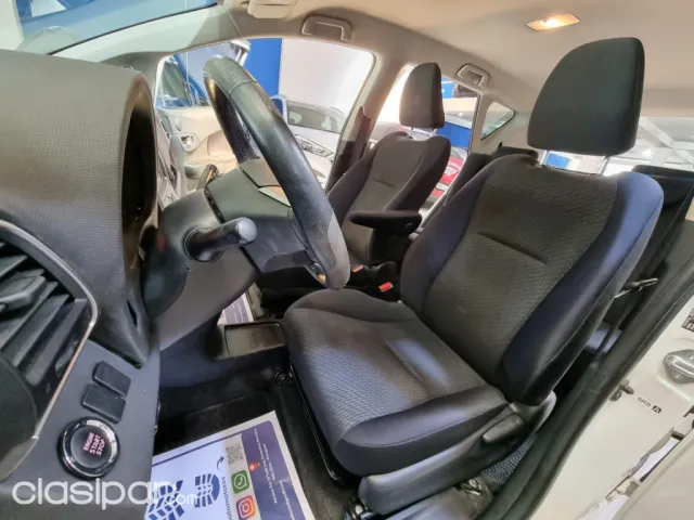 Toyota New Ractis 2010 — foto 7