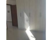 Vendo Amplio Duplex con Piscina en Luque zona Conmebol barrio America