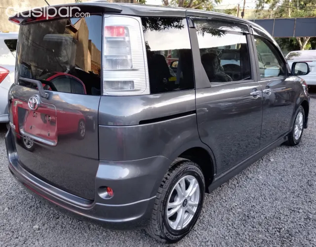 Toyota Sienta 2012 — foto 5