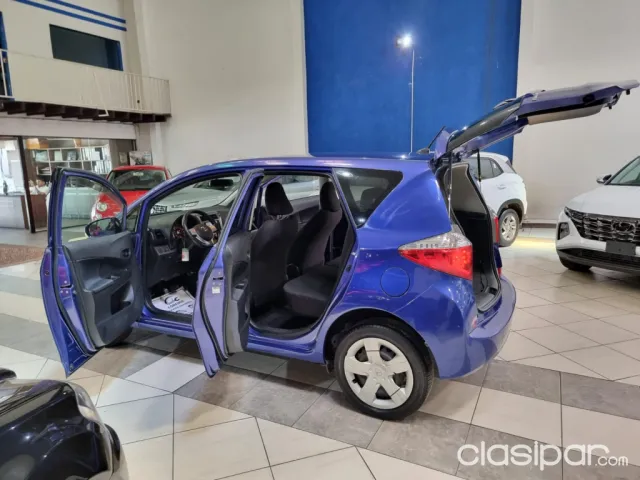 Toyota New Ractis 2010 — foto 7