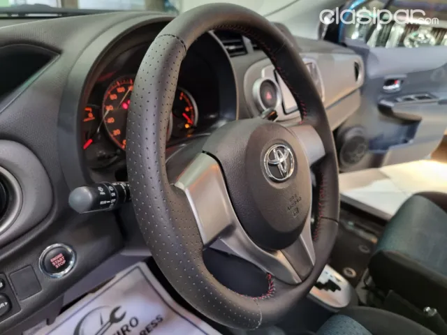 Toyota Vitz 2011 — foto 8