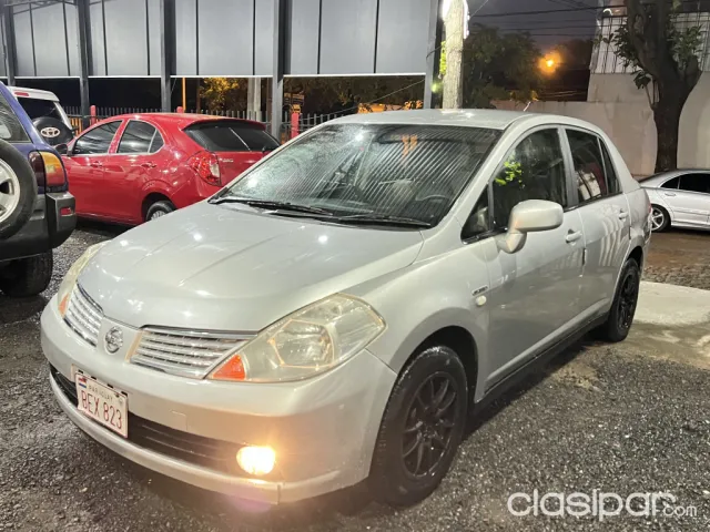 Nissan Tiida 2005 - foto 2