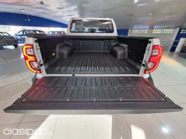 Toyota Hilux 2023 — foto 7