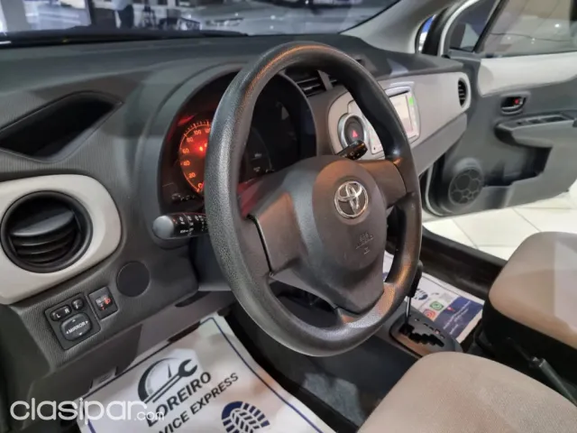 Toyota Vitz 2012 - foto 8