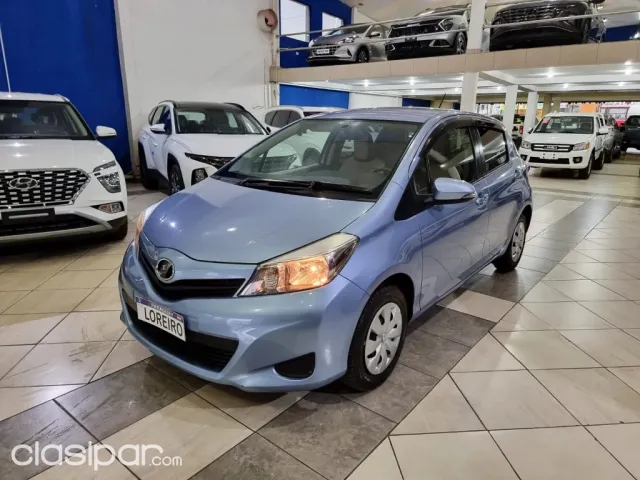 Toyota Vitz 2011 - foto 2