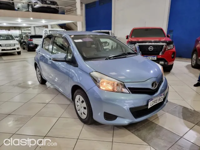 Toyota Vitz 2011 — foto 4