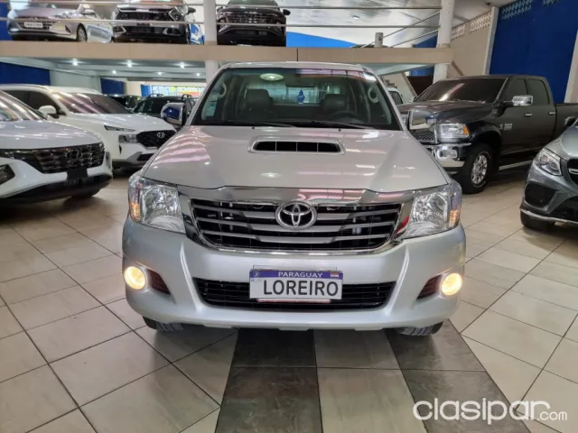 Toyota Hilux 2014 — foto 3