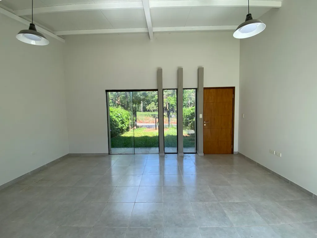 VENTA RAPIDA 2 UNIDADES JUNTAS DE DUPLEX EN LUQUE — foto 3