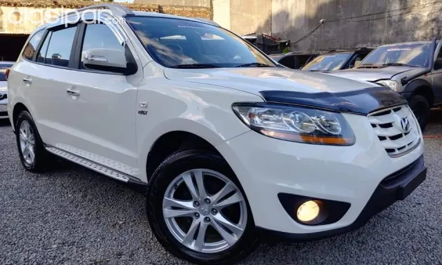 Hyundai Santa Fé 2011 - foto 2