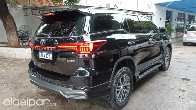 Toyota Fortuner 2020 — foto 7