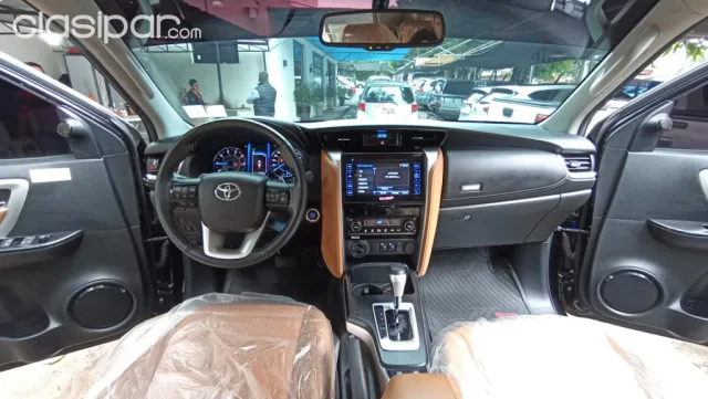 Toyota Fortuner 2020 — foto 8