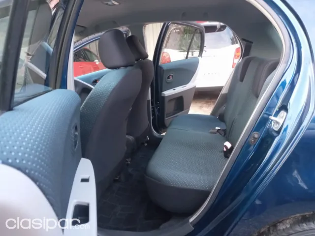 Toyota Vitz 2005 — foto 3