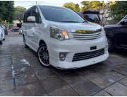 VENDO TOYOTA NEW NOAH RECIEN-IMPORT FULL EQUIPADO AÑO 2010 MOTOR 2.0 NO FINANCIO❌