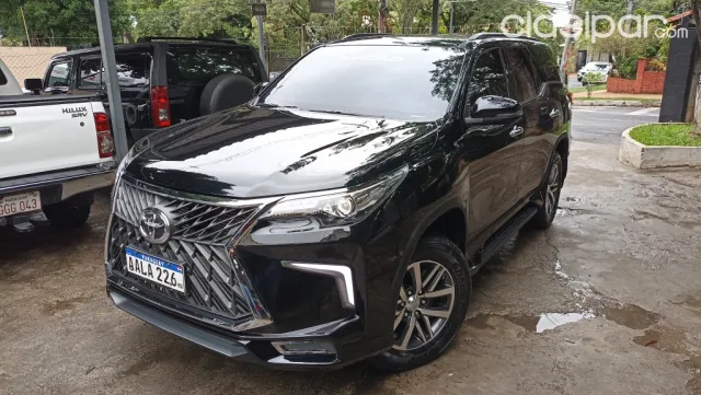 Toyota Fortuner 2020 - foto 2